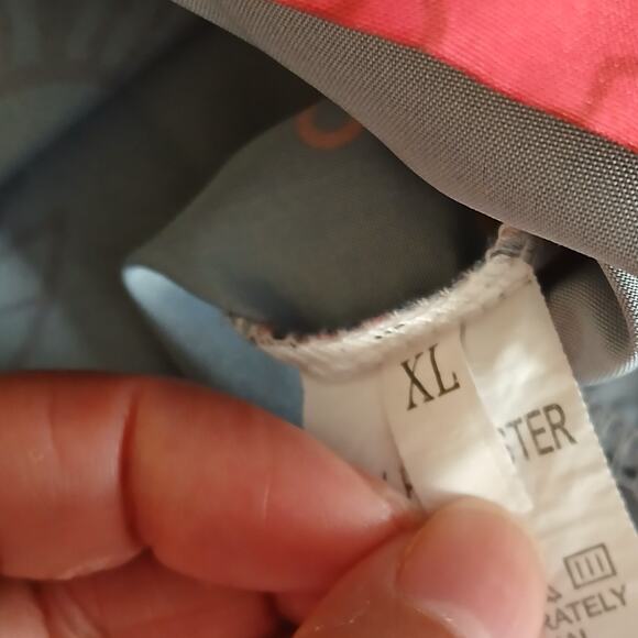 Unbranded Scrub Top Women XL Gray Hearts Valentines Day Medical Uniform Short - Picture 6 of 11